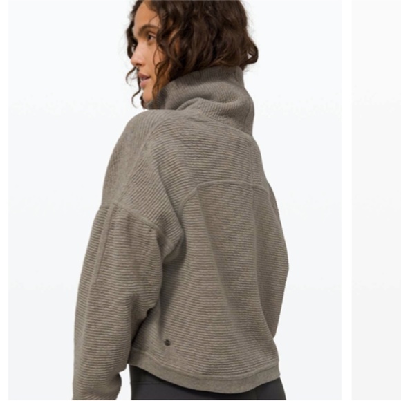 Lululemon Peaceful Moments Pullover Heathered Grey Sage - Picture 3 of 14